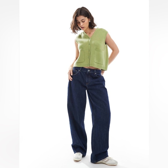 ASOS Chunky Textured Green V-Neck Sweater Vest - Picture 3 of 3